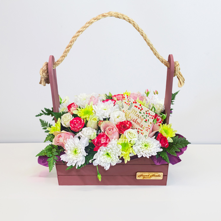 Цветы на новый год в ящичке